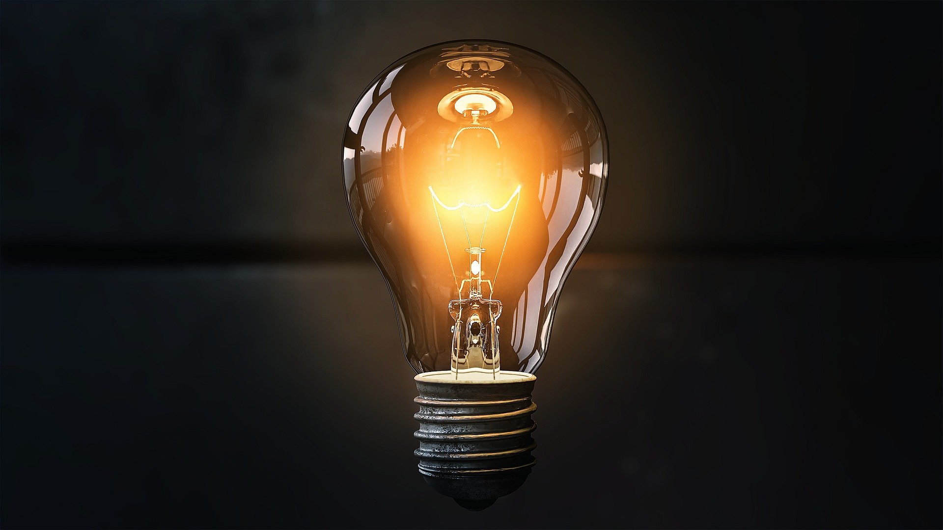 light-bulb-4514505_1920